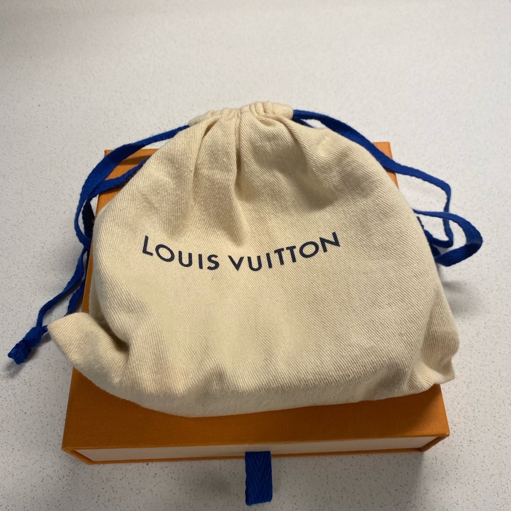 Louis Vuitton Black Womens Belt with Gold Buckle - Picture 5 of 7